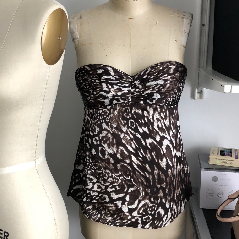 Strapless top